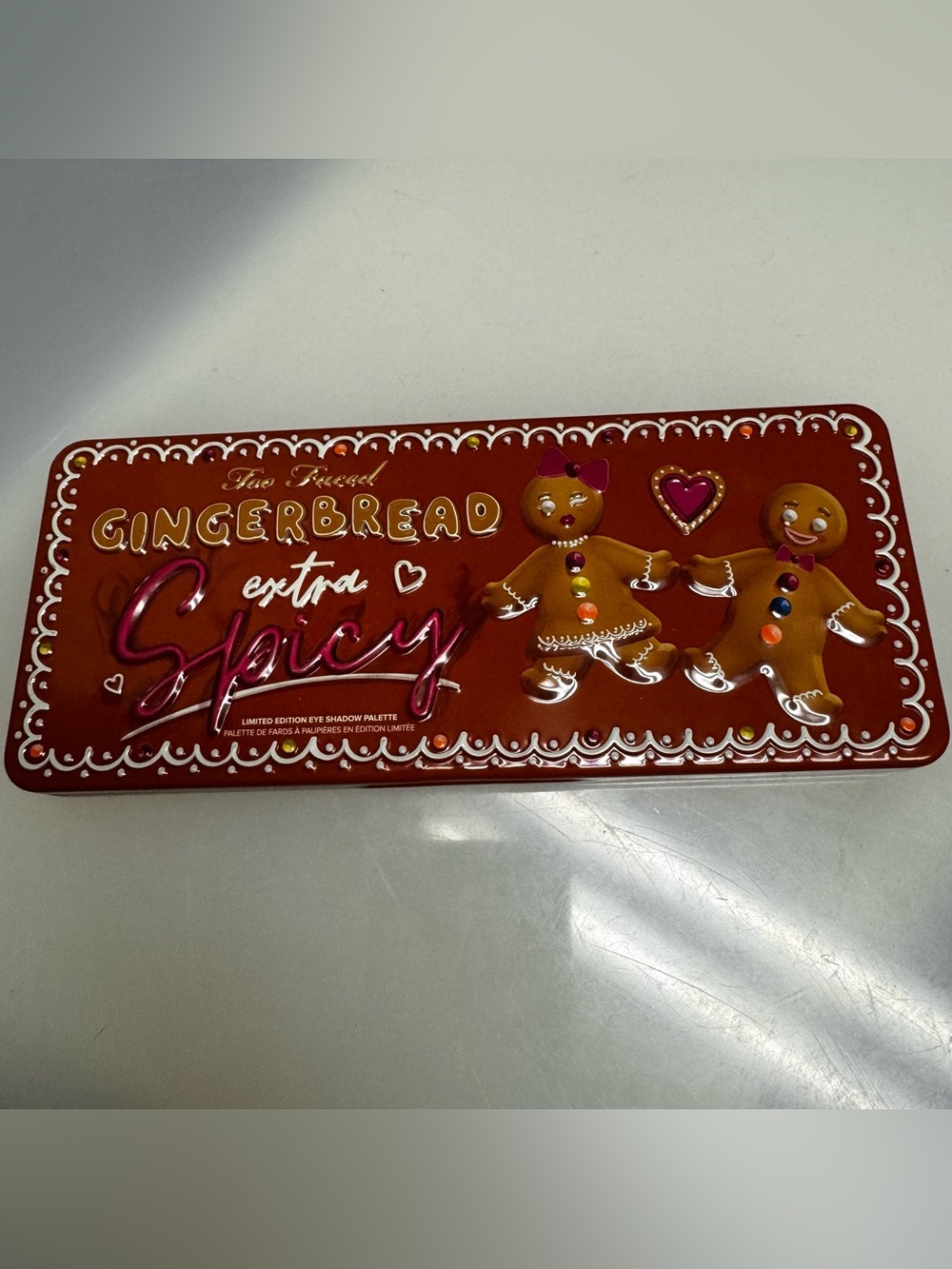 Too Faced Gingerbread Extra Spicy Eyeshadow Palette - Red & Gold